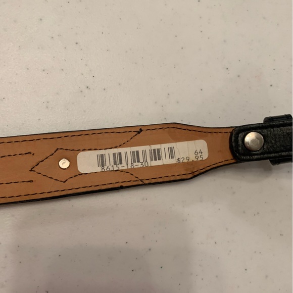 Circle Y of Yoakum. Hand Made in Texas. Leather Stitched belt. No buckle. NWT. - Picture 14 of 15